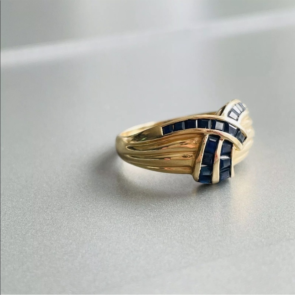 Vintage 14k Gold Genuine Sapphire Criss Cross Ribbon Dome Ring SIZE 9 - Picture 8 of 15